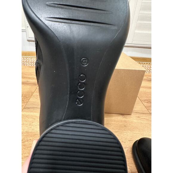 Ecco Sculpted LX 35 Boots Black Leather Size 10/10.5 US 41 EU NWOB Sleek Stylish - Picture 13 of 14